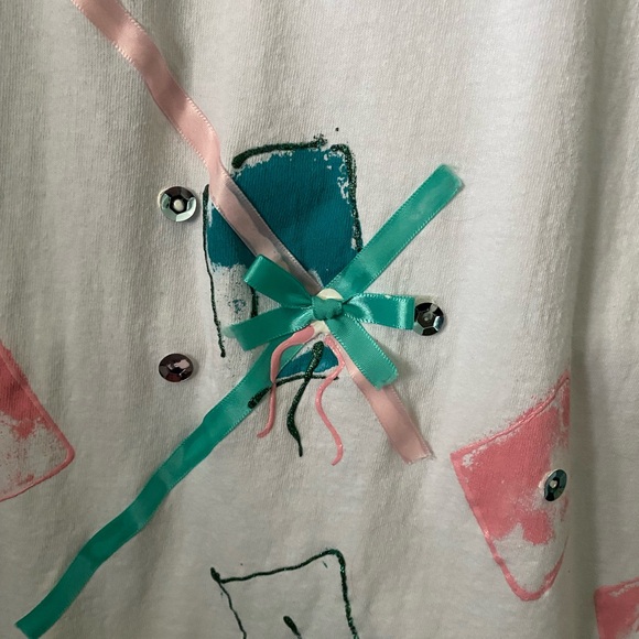Long white t-shirt w/ green and pink ribbons, bows and sequins. - Picture 2 of 5